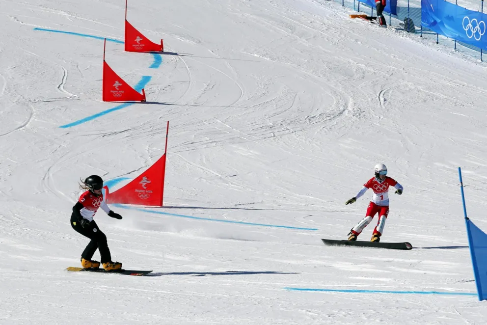 Pekin 2022. O. Kwiatkowski i A. Król odpadli w ćwierćfinałach snowboardowego slalomu giganta równoległego