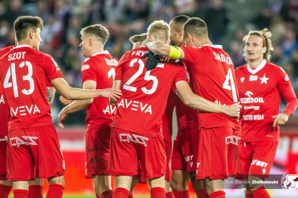 Ekstraklasa piłkarska - Stal z Wisłą Kraków zagra bez Maka