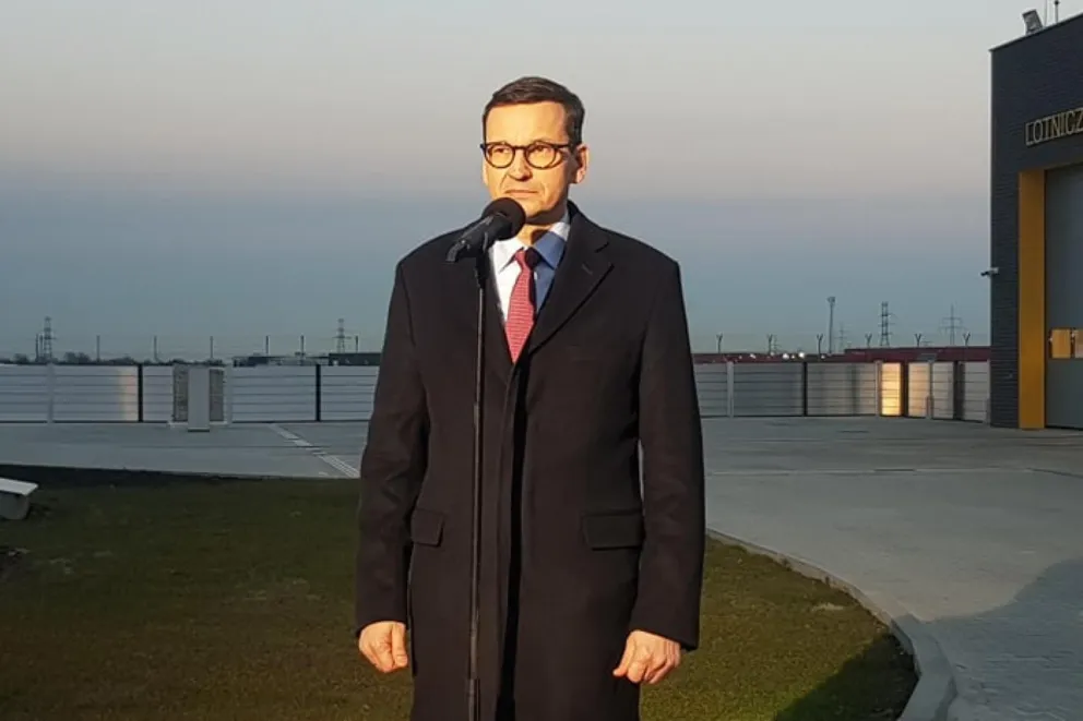 Premier: rozbudowujemy bazę Lotniczego Pogotowia Ratunkowego, żeby pomoc docierała jak najszybciej