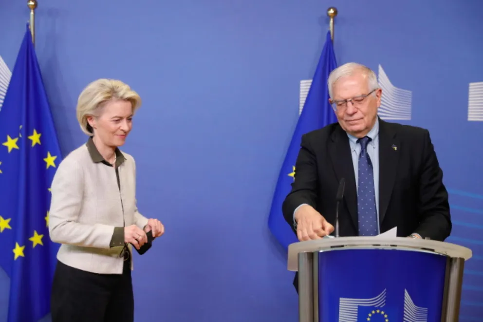 UE po raz pierwszy sfinansuje zakup i dostawę broni do zaatakowanego kraju