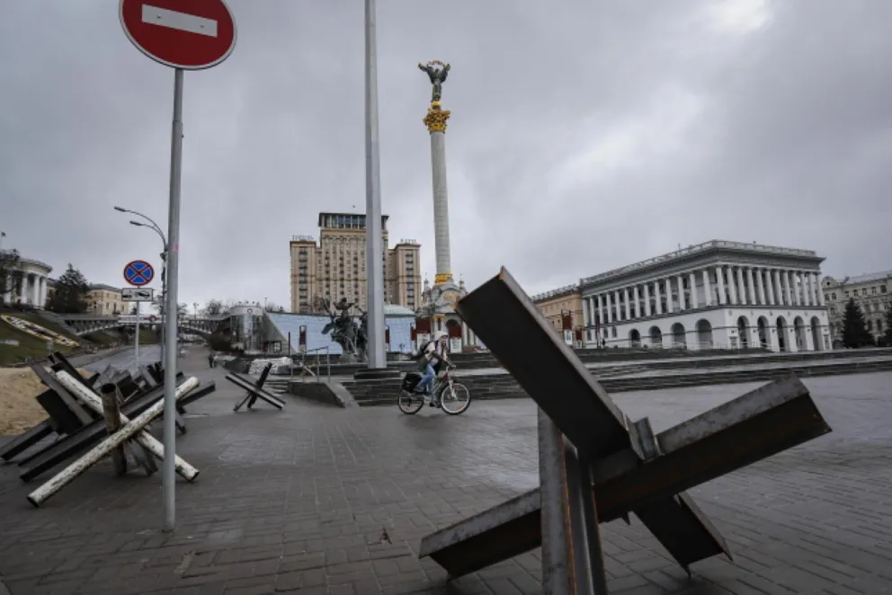 Kijów przygotowuje się na kolejną ciężką noc; "paniki nie ma, wszyscy są zjednoczeni"