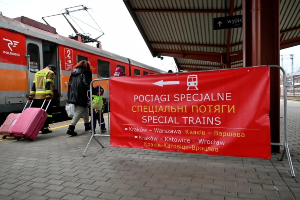 W niedzielę o godz. 20.00 liczba osób, które uciekły z Ukrainy do Polski przekroczyła milion