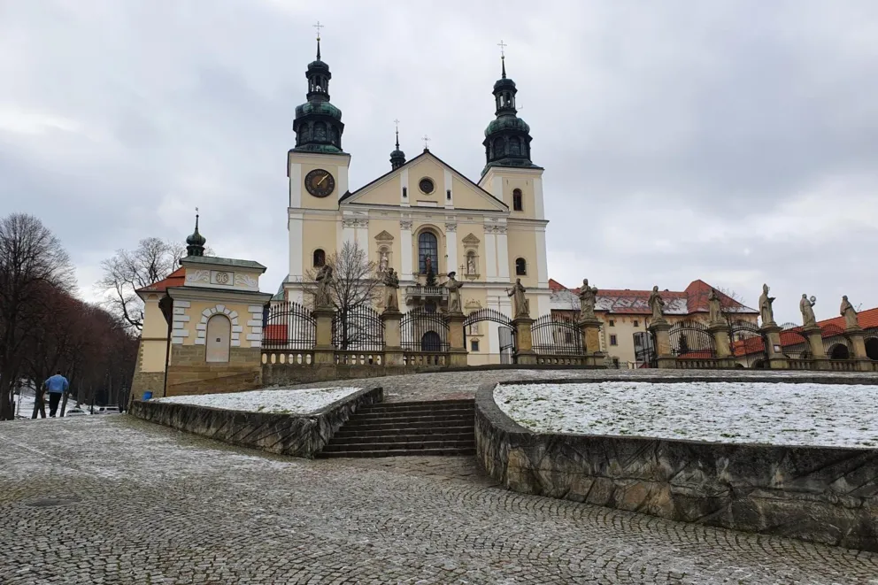 Ruszyła renowacja kaplic na dróżkach w sanktuarium kalwaryjskim