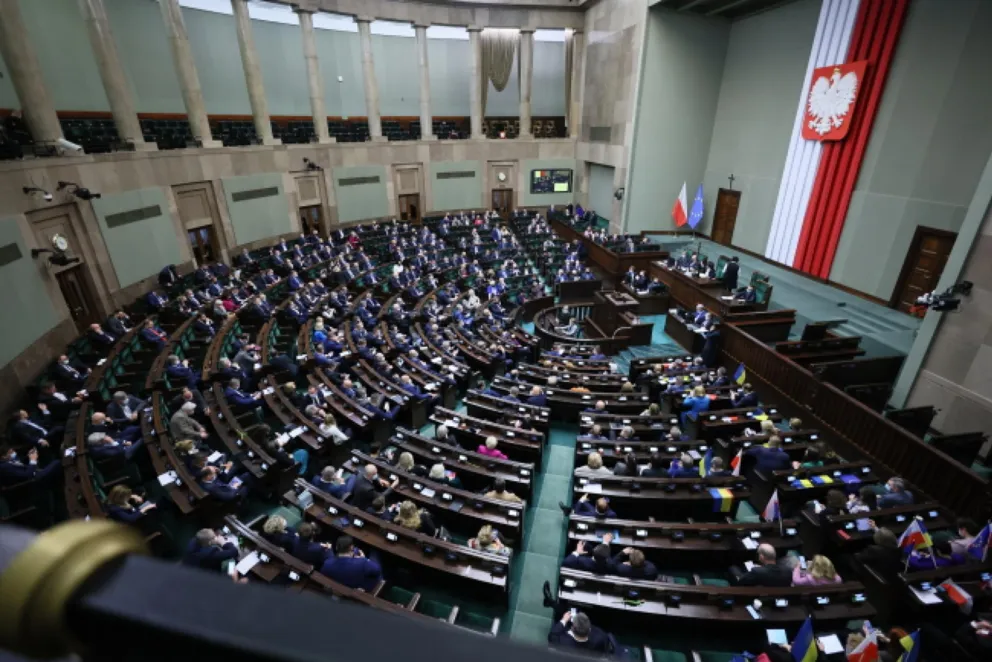 Sejm: Projekt o wsparciu ukraińskich uchodźców skierowany do komisji