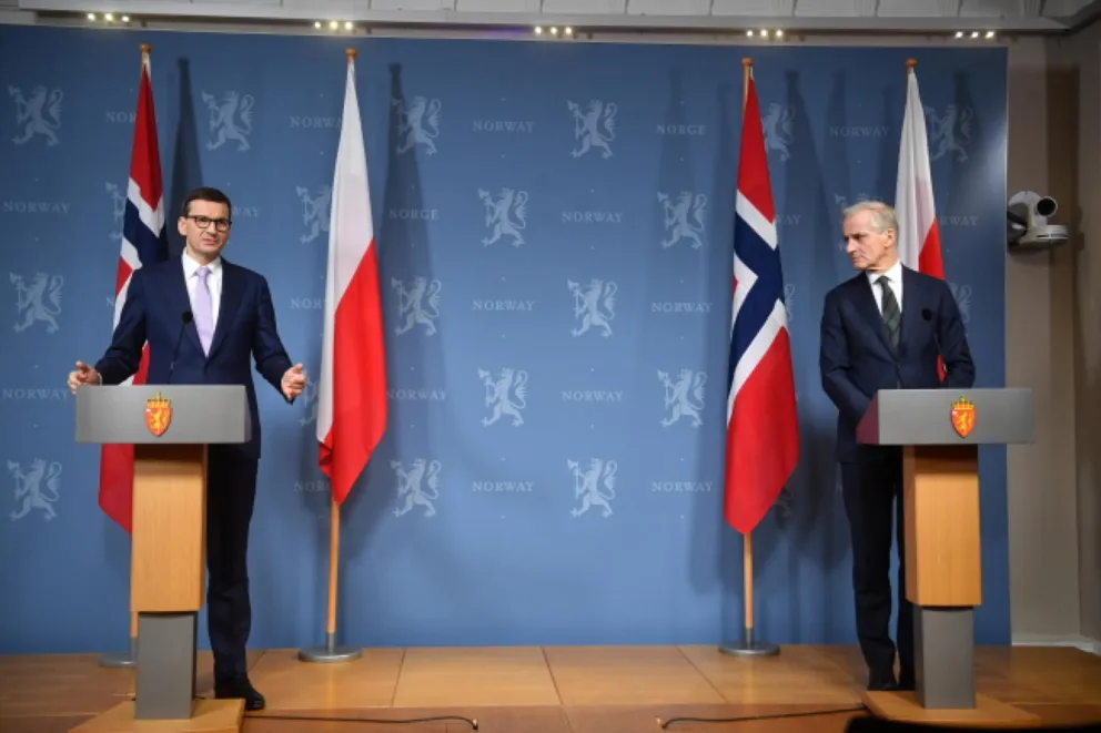 Morawiecki: wzywam KE do wypracowania mapy drogowej w kierunku niezależności od rosyjskiej ropy, gazu i węgla
