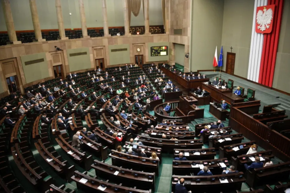 Sejm przyjął kilkanaście poprawek Senatu do ustawy o pomocy obywatelom Ukrainy