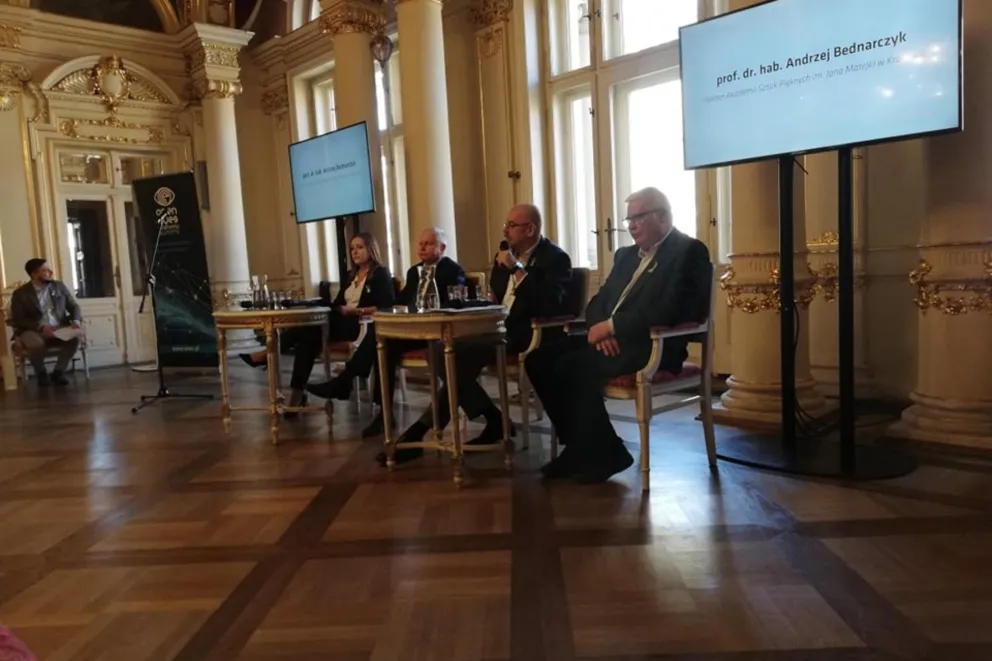Kongres Open Eyes Economy Summit poświęcony Ukrainie