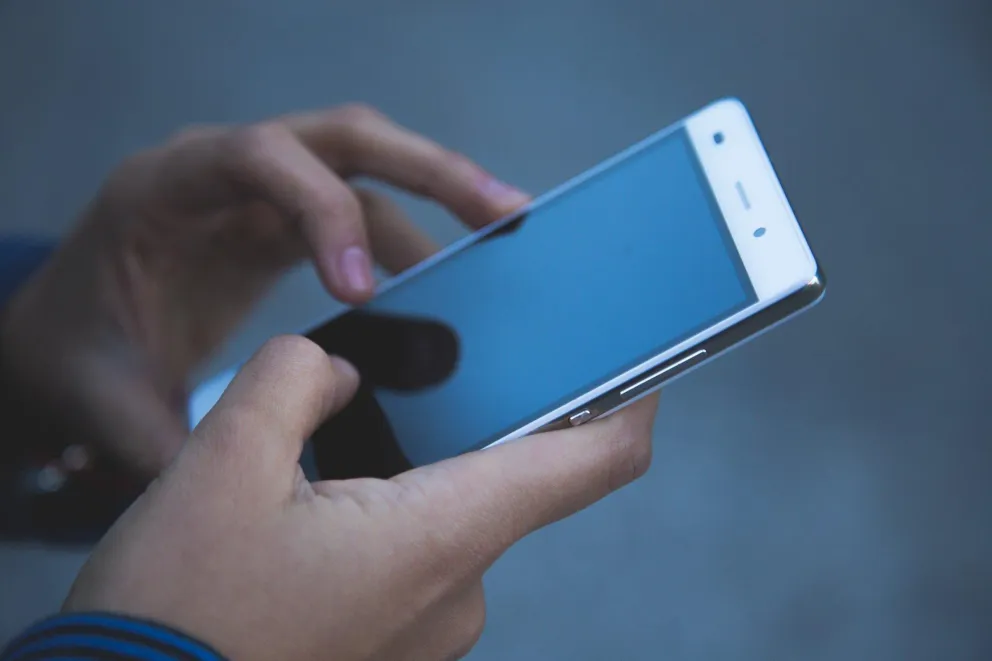 Kampania „Zadzwoń do Rosji” - tysiące osób informuje telefonicznie o wojnie na Ukrainie