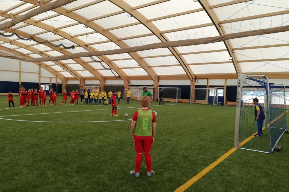 Hala TS Tramwaj oddana do użytku. To największa namiotowa hala sportowa w Krakowie