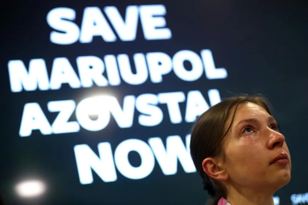 Z Azowstalu ewakuowano ponad 260 ukraińskich żołnierzy, w tym wielu rannych