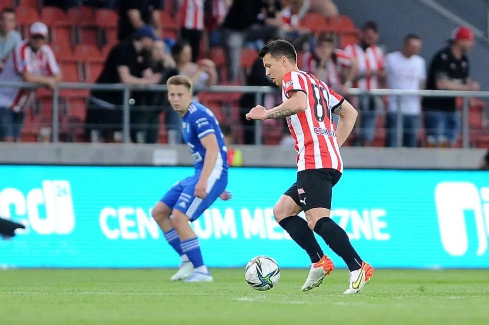 Konoplianka zostaje w Cracovii