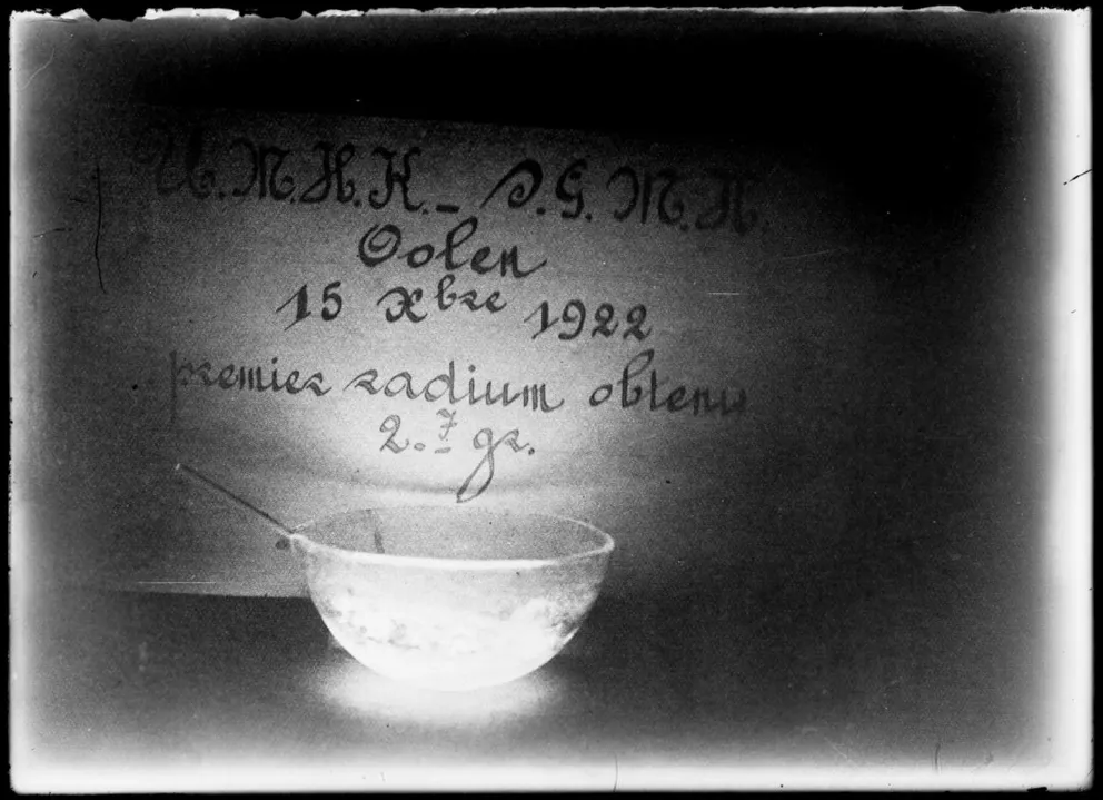 Maria Skłodowska-Curie i promieniotwórczość