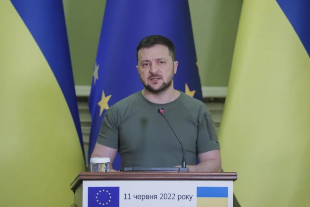 Prezydent Zełenski: Rosja przeprowadziła już ponad 2600 ataków rakietowych