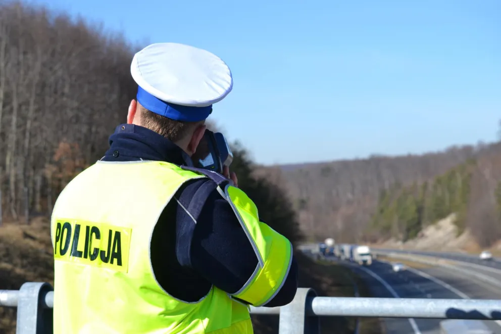 1,5 tys. policjantów będzie patrolować małopolskie trasy w czasie długiego weekendu