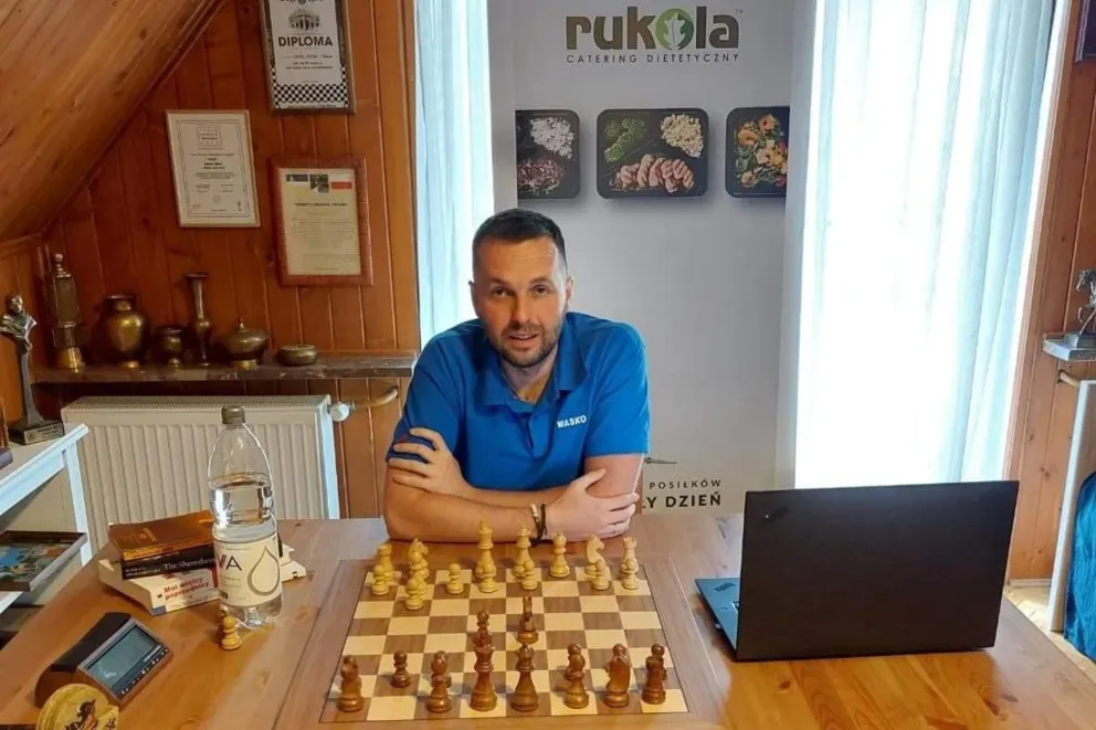 Analityk, trener czy sekundant ? ROZMOWA Z KAMILEM MITONIEM