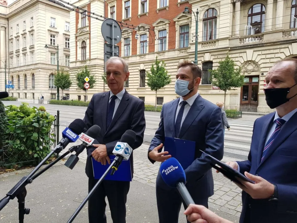 Politycy PO interweniują w Małopolskim Urzędzie Wojewódzkim. Wojewoda: przeszkadzacie nam w pracy