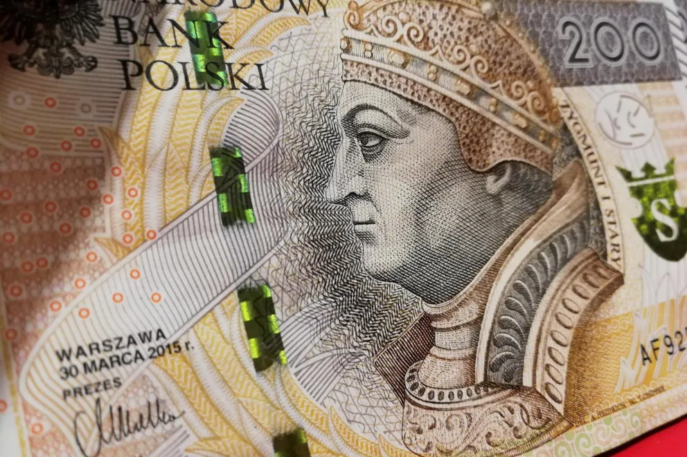 Ruszyły wypłaty czternastych emerytur