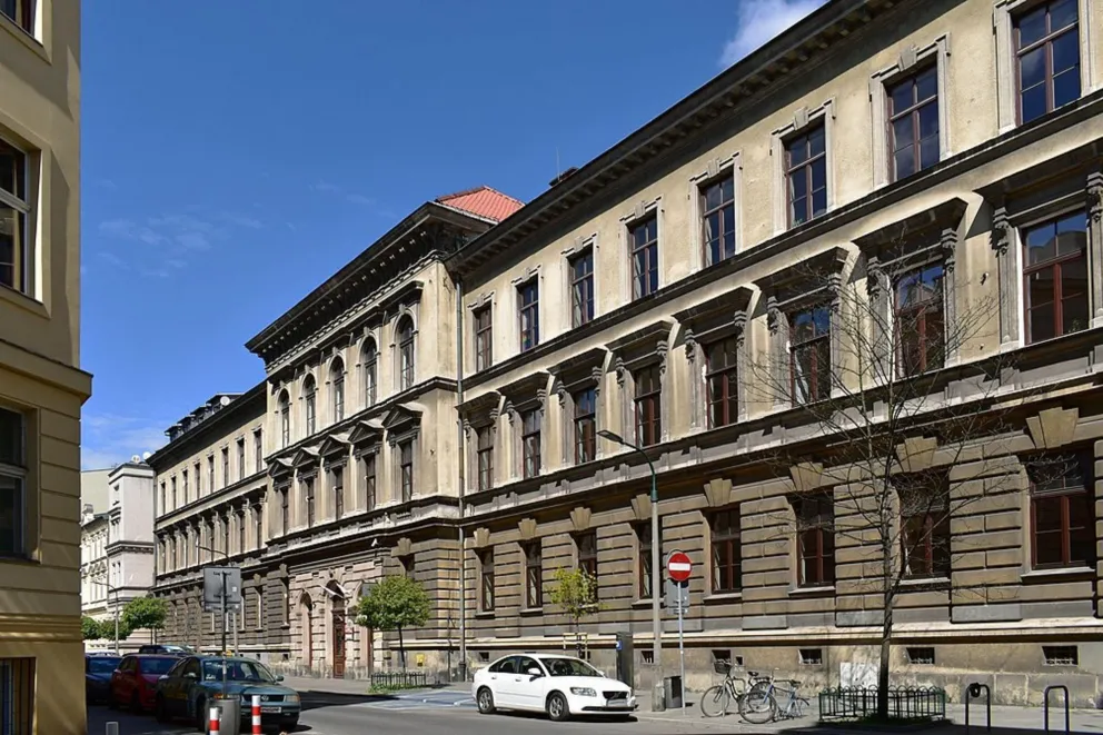 Prokuratura nie wszczęła śledztwa w sprawie dyrektora II Liceum Ogólnokształcącego w Krakowie