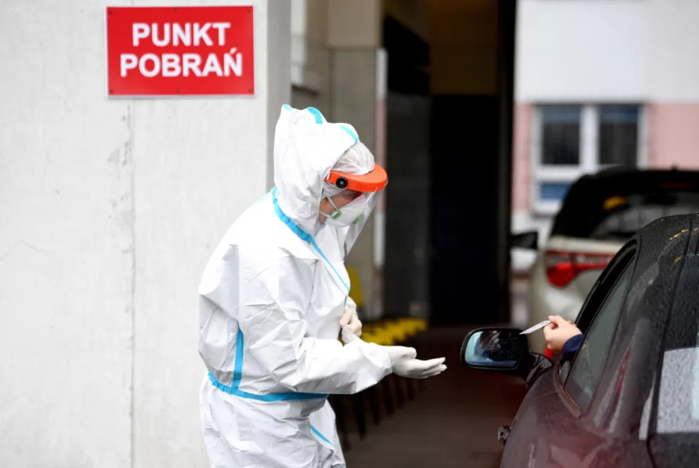 Rekordowa  liczba zgonów w Polsce: 132. Małopolska znów z największą liczbą zakażeń