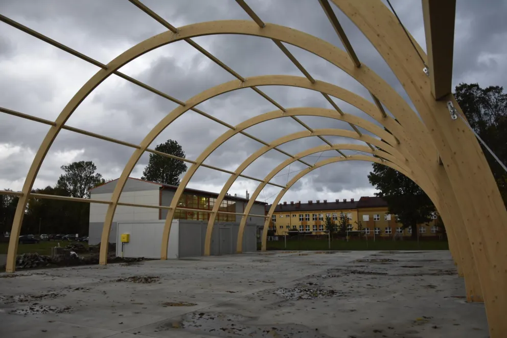 Do końca roku ma być gotowy całoroczny kort tenisowy w Radłowie
