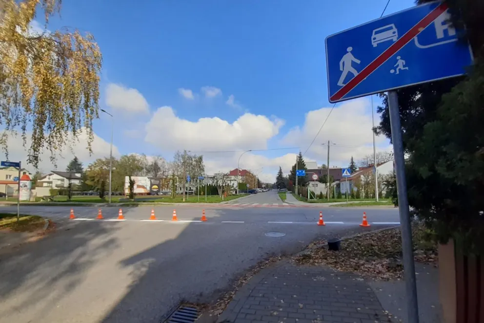 Na skrzyżowaniu ulicy Parkowej z Romanowicza w Tarnowie potrzebny jest znak stopu?