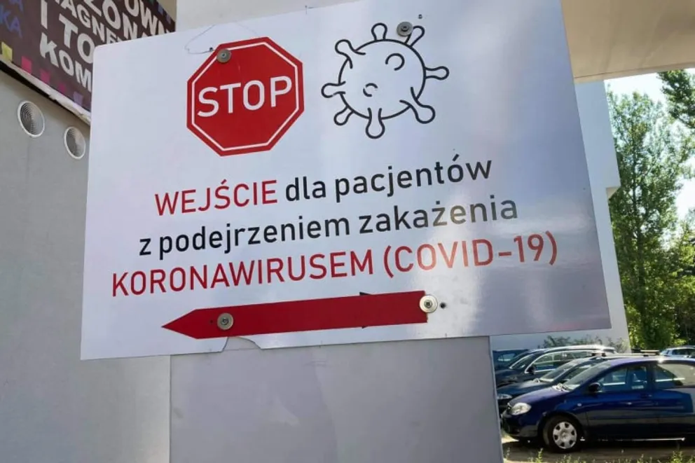 Potwierdzono 862 nowe zakażenia koronawirusem, zmarło 7 osób z COVID-19