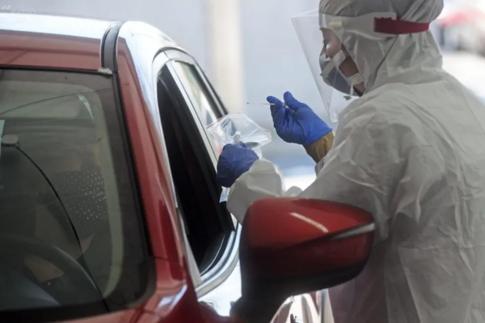 746 zakażeń koronawirusem, 8 osób zmarło z powodu COVID-19
