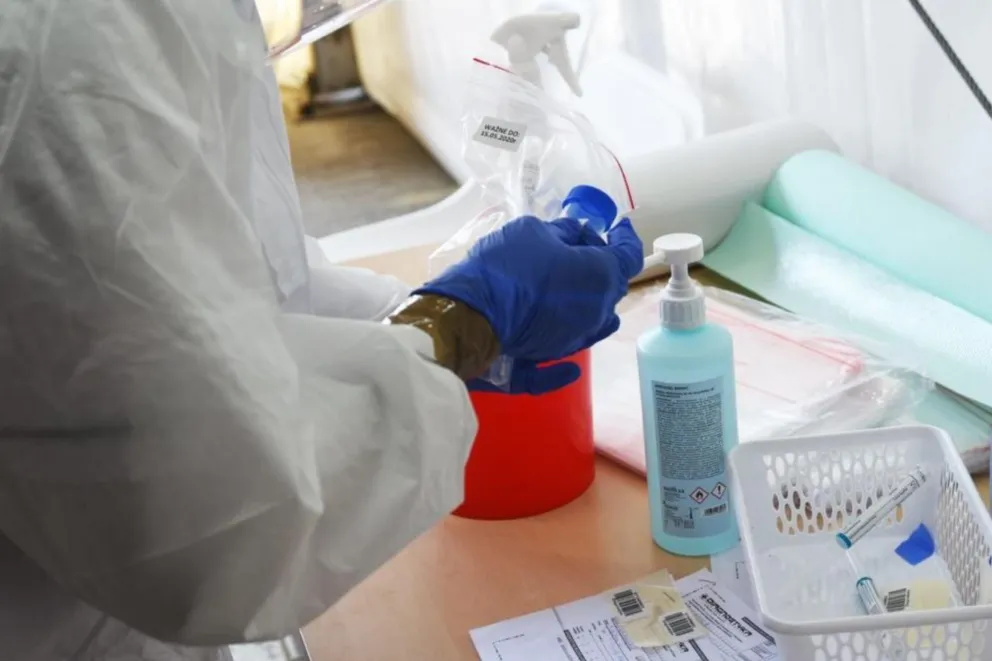 250 zakażeń koronawirusem, zmarło 6 osób z COVID-19