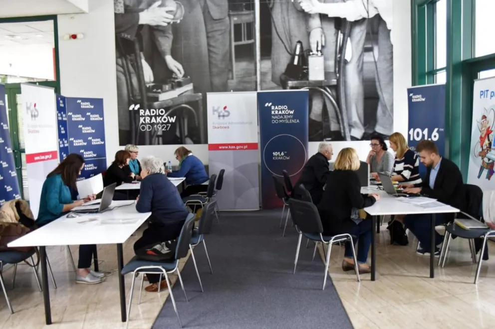 Wyślij zeznanie za 2022 z Radia Kraków z pomocą pracowników Krajowej Administracji Skarbowej