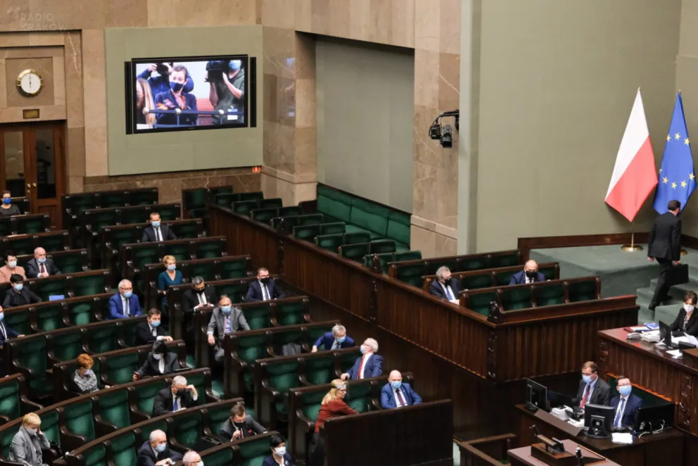 Po godz. 11 rząd przedstawi nowe zasady bezpieczeństwa związane z koronawirusem