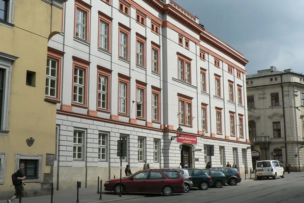 Rektor Uniwersytetu Papieskiego Jana Pawła II: istotą kapłańskiego powołania jest głosić, że Chrystus zmartwychwstał