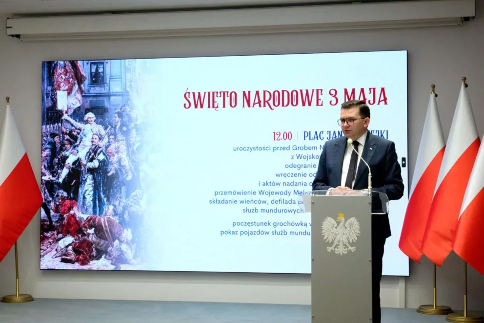 Biało-czerwona majówka w Krakowie. Przygotowano 2 tysiące flag