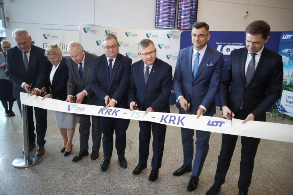 PLL LOT uruchomił połączenie między Krakowem i Stambułem