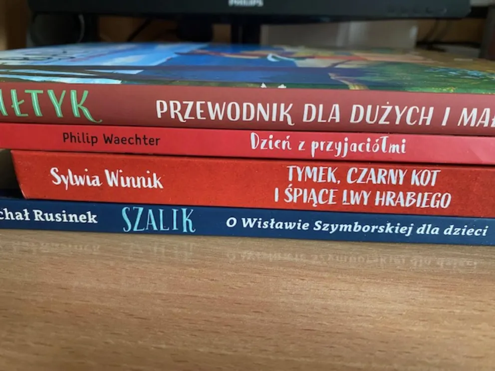 Bałtyk, szalik, Tymek i dzień z przyjaciółmi. Alfabet 7 maja 2023