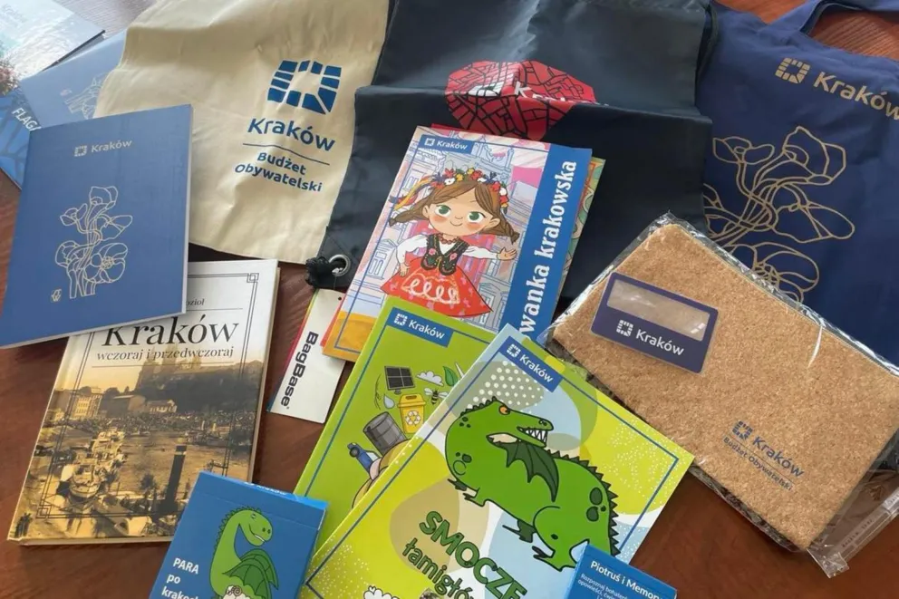 Krakowskie urzędy rozdają ekologiczne prezenty
