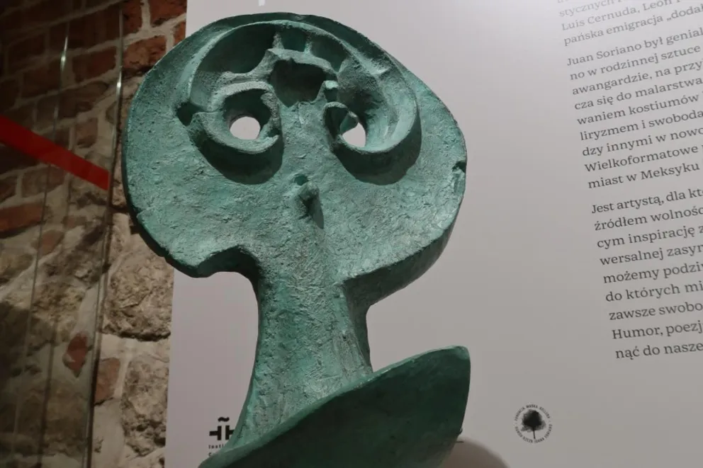 Rzeźby słynnego meksykańskiego artysty Juana Soriano w Instytucie Cervantesa w Krakowie