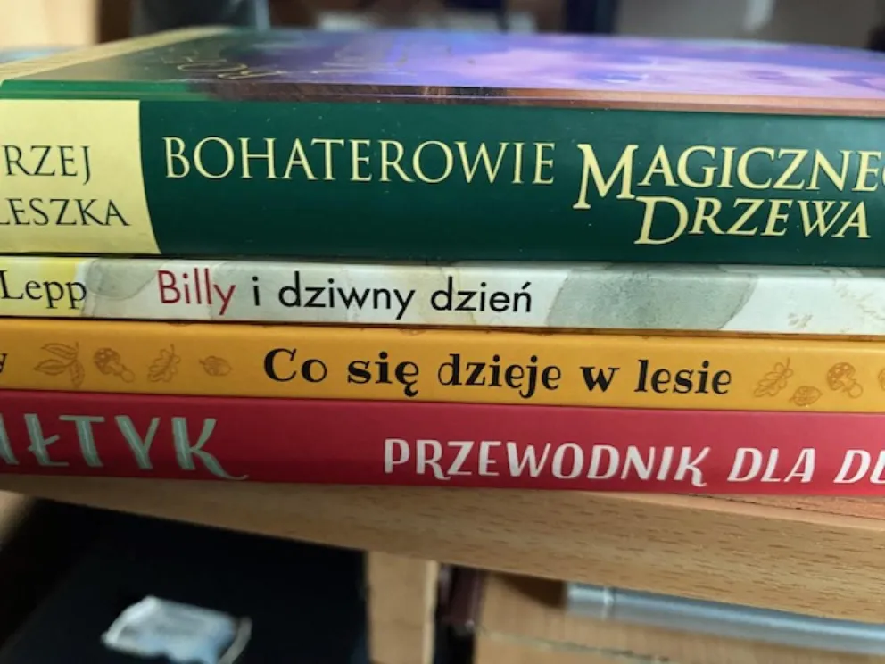 Ziemianie, Billy, las, Bałtyk i Stwór. Alfabet na wakacjach 23.7.23.