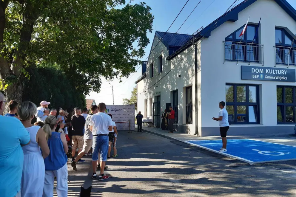 Mieszkańcy Ispu koło Wojnicza doczekali się Domu Kultury z prawdziwego zdarzenia