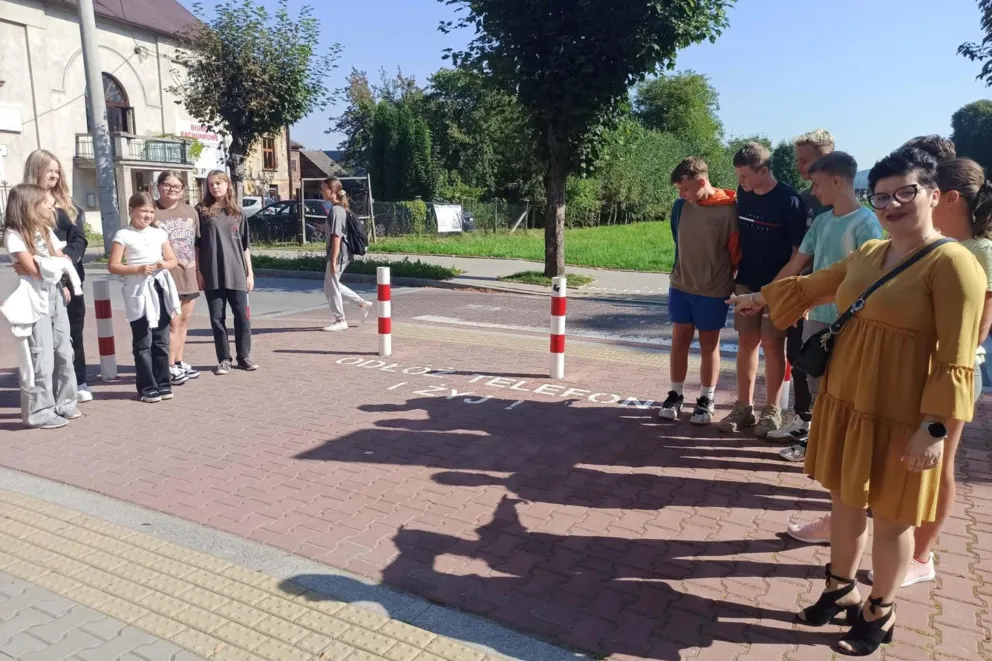 "Odłóż telefon i żyj!" - Wadowice promują uważność na przejściach dla pieszych
