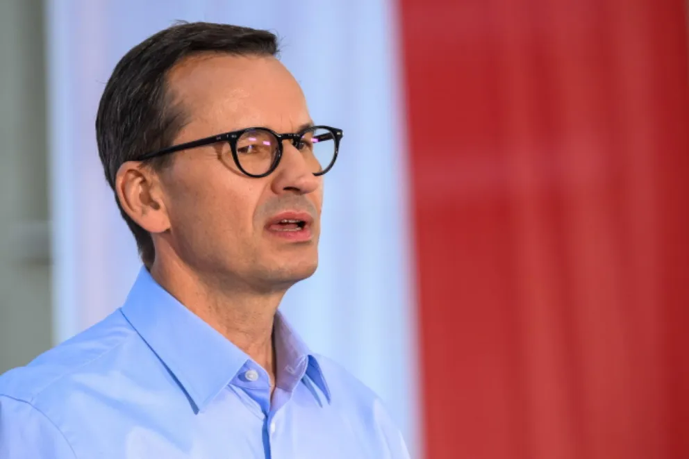 Premier Morawiecki w spocie wyborczym PiS: PO likwidowała jednostki wojskowe