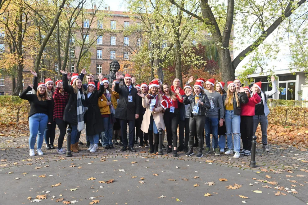 Dziś początek finału 36. mikołajkowej akcji "Studenci Dzieciom" organizowanej na Politechnice Krakowskiej