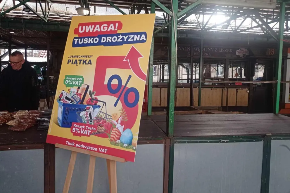 Politycy PiS: przywrócenie 5 procentowej stawki VAT na żywność uderzy w portfele polskich rodzin