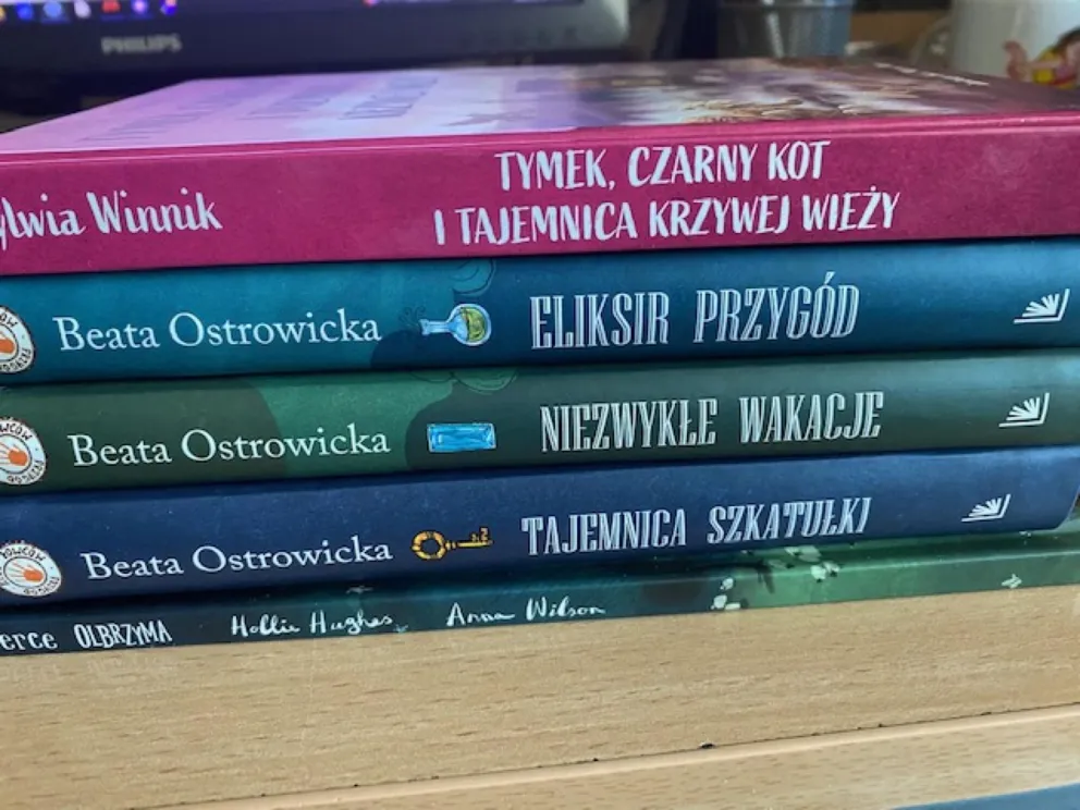 Olbrzym, Eliksir przygód i Krzywa wieża. Alfabet 19.05.2024