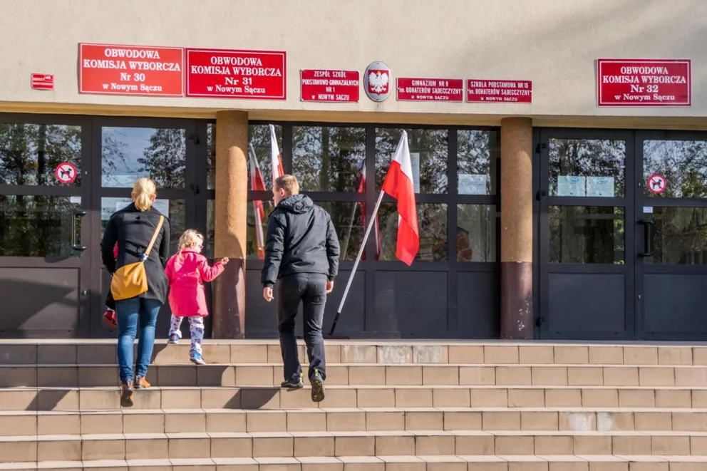 Pozostały 4 dni, aby pobrać zaświadczenie o prawie do głosowania lub zmienić miejsce głosowania