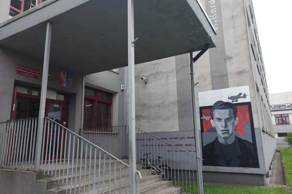 Koniec roku szkolnego. Licealiści z Chrzanowa świętowali podwójnie