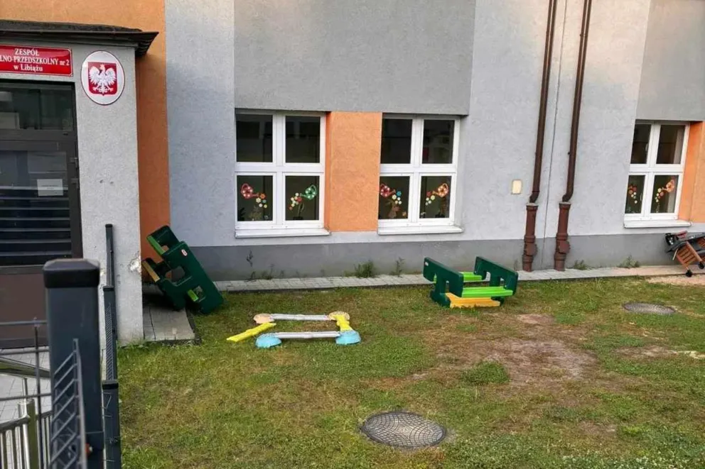 Bulwersujące zachowanie na placu zabaw w Libiążu. Konsekwencji dla rodziców dziecka nie będzie