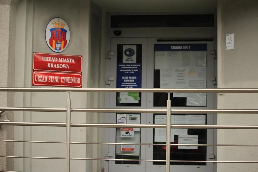 Kiedy przeciętny obywatel ma do czynienia z organami administracji publicznej?
