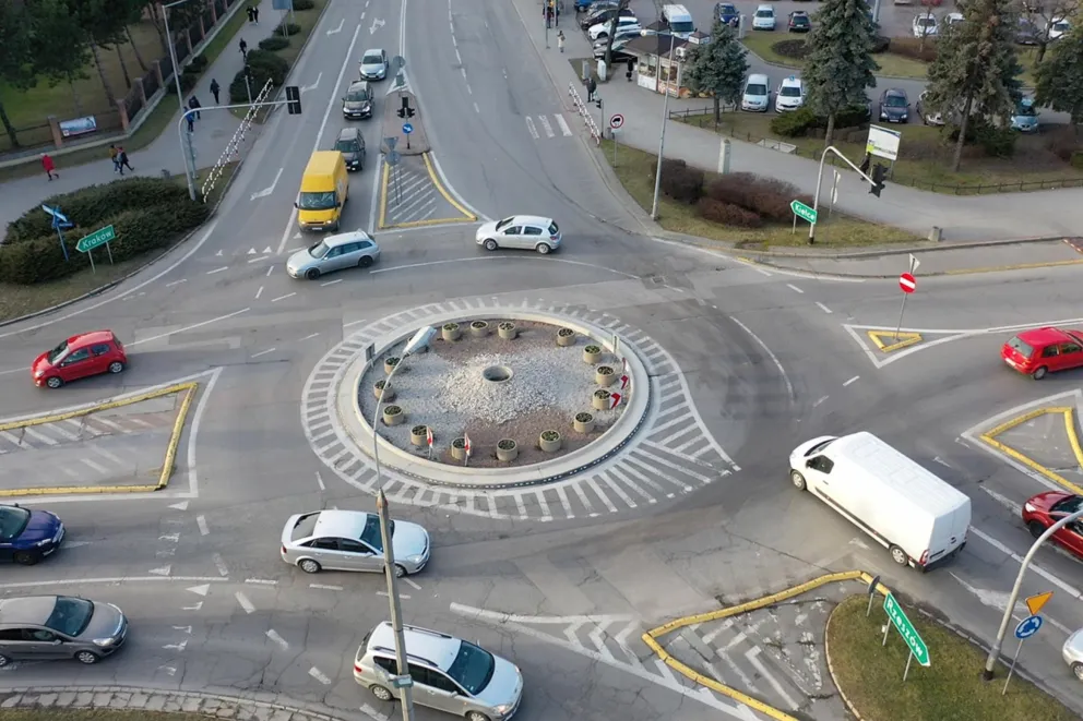Tarnów z pieniędzmi na przebudowę ronda koło Świtu. I na "niechciane" przejście podziemne