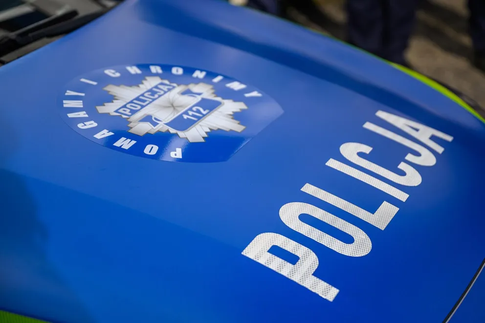 "Babciu, miałem wypadek". Małopolska policja rozbiła grupę wyłudzającą pieniądze od seniorów