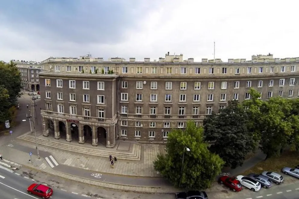 Miasto jest, a ich już nie ma. Rozmowa z Renatą Radłowską o "Nowohuckiej telenoweli"